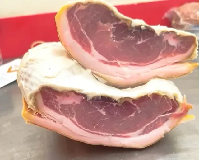 Villani Svirgola Prosciutto Crudo Trancio al Pistacchio