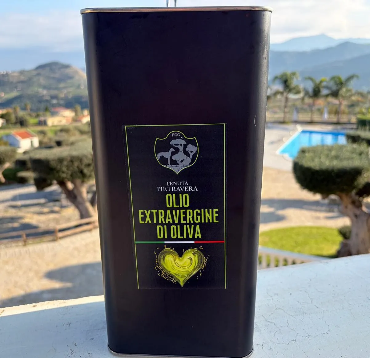 Sicilia che Gusto Tenuta Pietravera olio extravergine estrazione a freddo