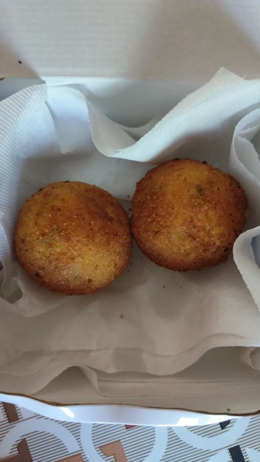 SicilyAddict Arancini al limone con mortadella e formaggio fresco