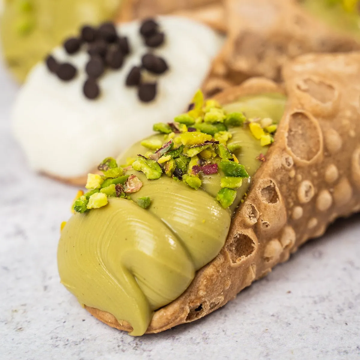 SicilyAddict Kit cannoli con ricotta e crema di pistacchio 10 pezzi