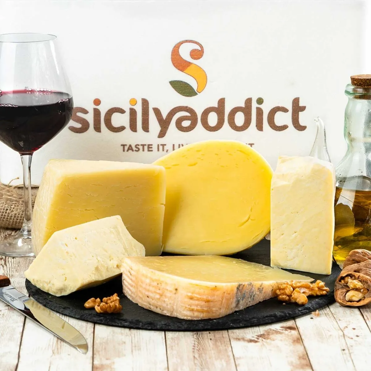SicilyAddict Box formaggi dei Nebrodi selezione siciliana