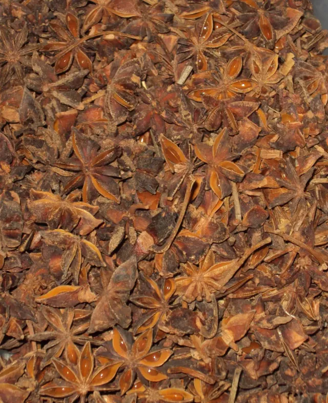 Sicilia che Gusto Anice Stellato Intero 100 g